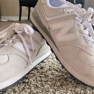 NEW BALANCE 574 GREY/OFF WHITE!